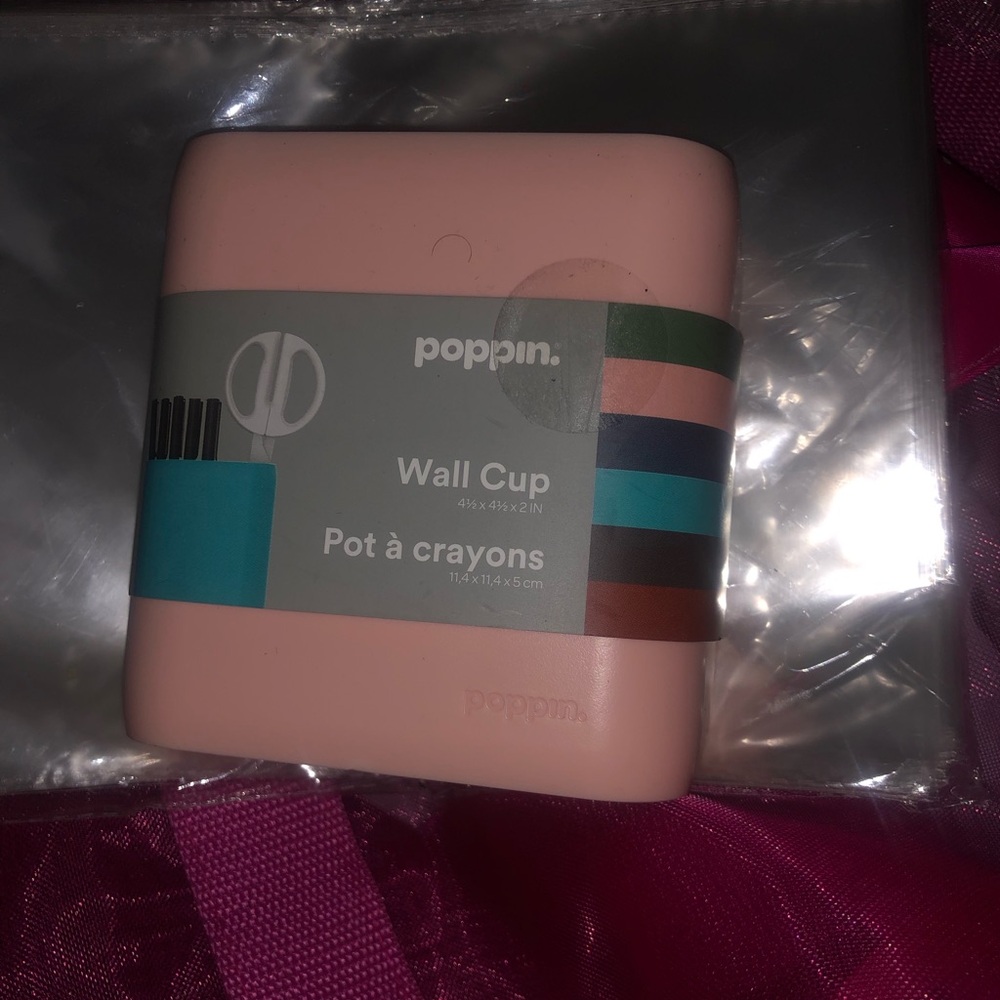NWT Poppin wall cup